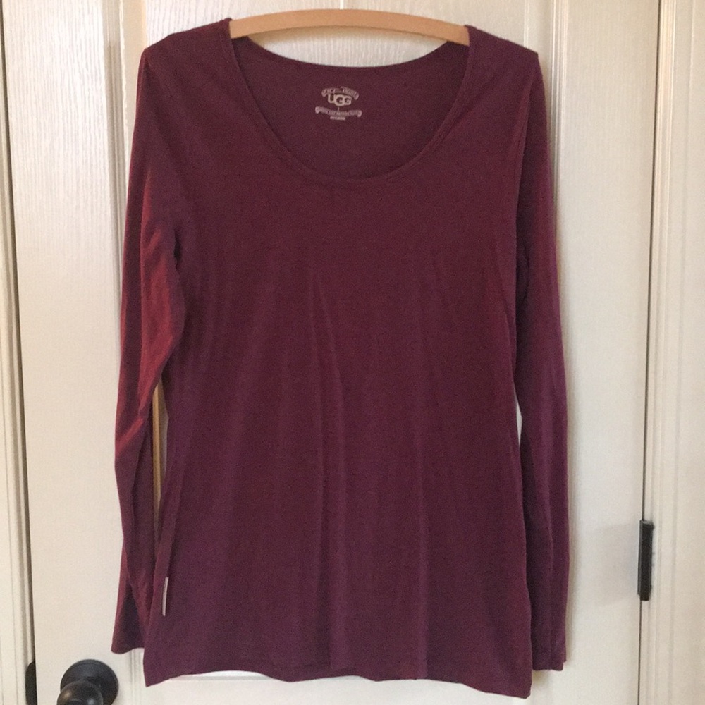 Ugg scoop neck shirt